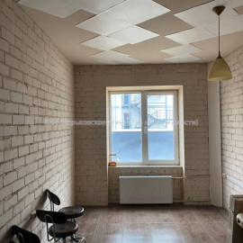 Продам квартиру, Шевченковский пер. , 1 кім., 18.50 м², косметический ремонт