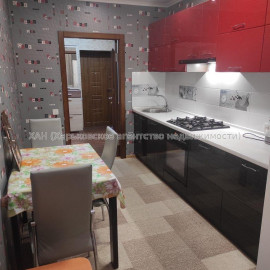 Продам квартиру, Салтовское шоссе , 2  ком., 41 м², капитальный ремонт