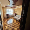 Продам квартиру, Тракторостроителей просп. , 3 кім., 66 м², капитальный ремонт 