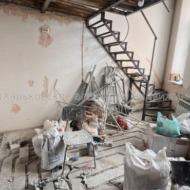 Продам квартиру, Профсоюзный бульв. , 1 кім., 35 м², частичный ремонт 