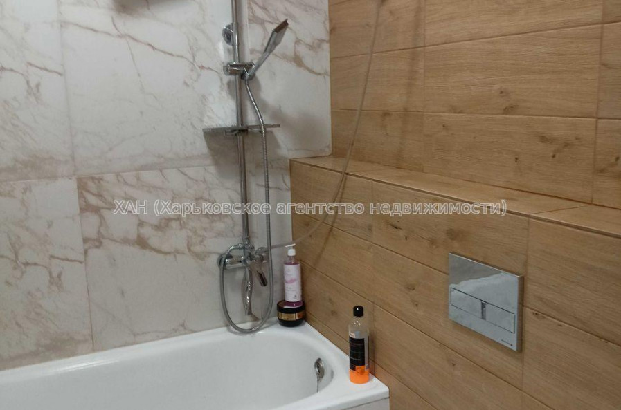 Продам квартиру, Борткевича ул. , 1  ком., 39 м², евроремонт 