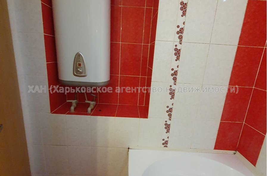 Продам квартиру, Аскольдовская ул. , 2 кім., 48 м², косметический ремонт 