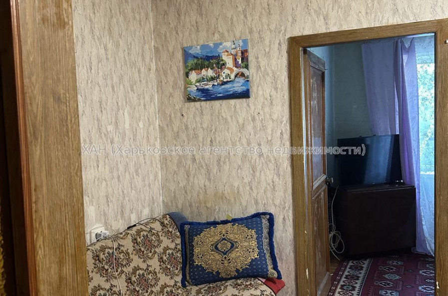 Продам квартиру, Ново-Баварский просп. , 2 кім., 46 м², без ремонта 