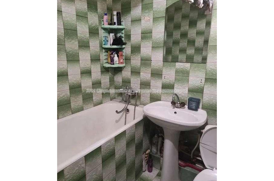 Продам квартиру, Ново-Баварский просп. , 2 кім., 46 м², без ремонта 