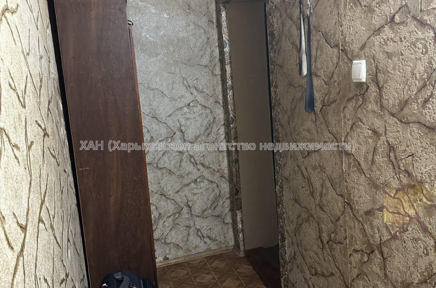 Продам квартиру, Ново-Баварский просп. , 2 кім., 46 м², без ремонта 