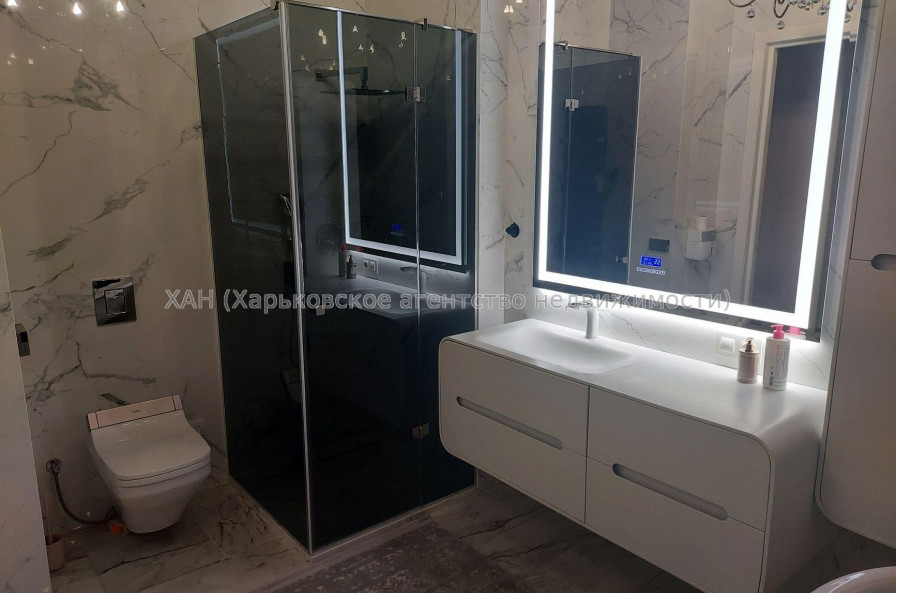 Продам квартиру, Профессорская ул. , 3  ком., 140 м², авторский дизайн 