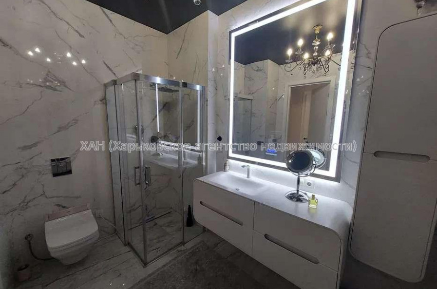 Продам квартиру, Профессорская ул. , 3 кім., 140 м², авторский дизайн 