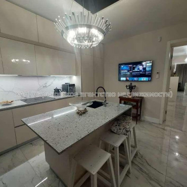 Продам квартиру, Профессорская ул. , 3  ком., 140 м², авторский дизайн 