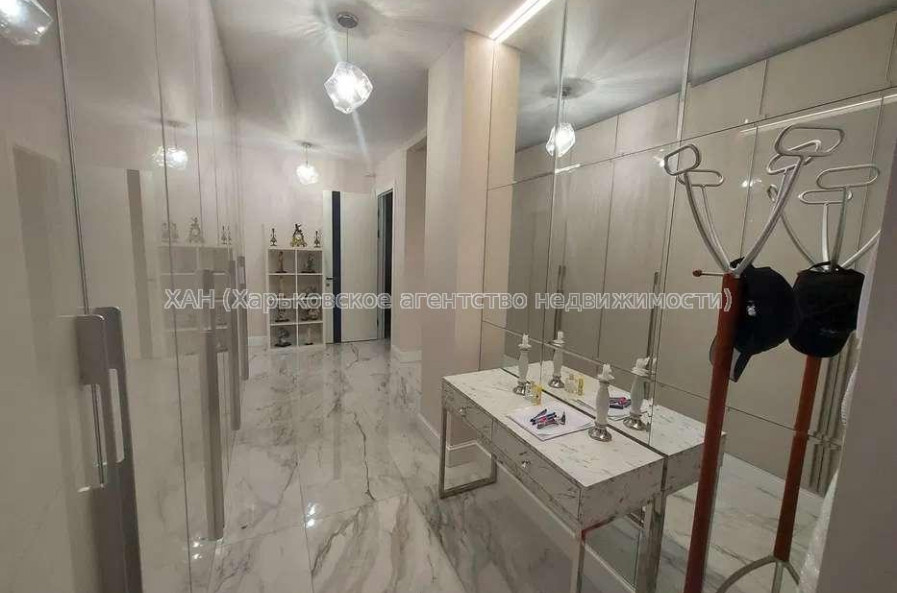 Продам квартиру, Профессорская ул. , 3 кім., 140 м², авторский дизайн 