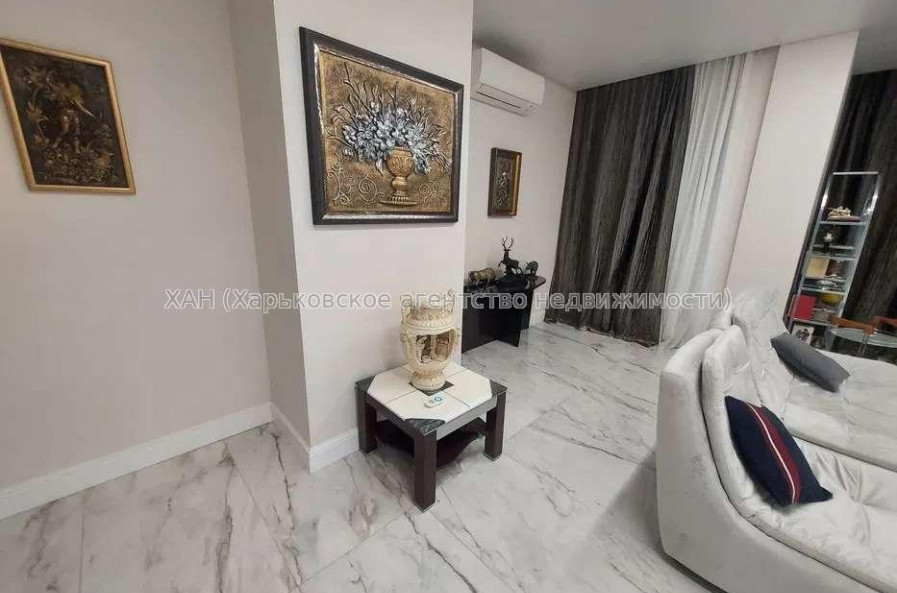 Продам квартиру, Профессорская ул. , 3 кім., 140 м², авторский дизайн 