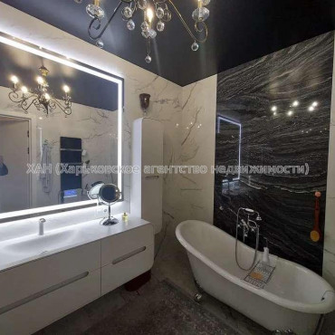 Продам квартиру, Профессорская ул. , 3  ком., 140 м², авторский дизайн 