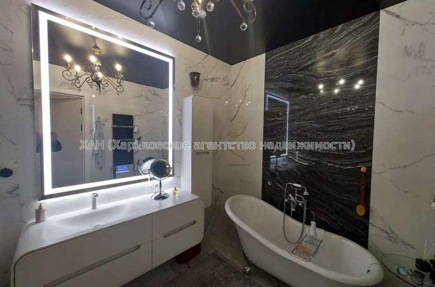Продам квартиру, Профессорская ул. , 3 кім., 140 м², авторский дизайн 