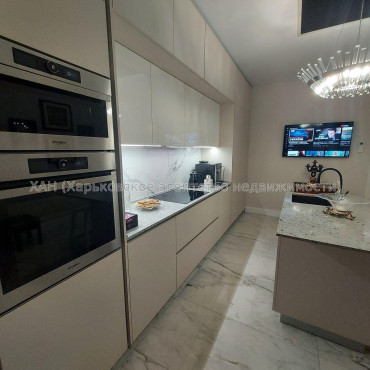 Продам квартиру, Профессорская ул. , 3  ком., 140 м², авторский дизайн 