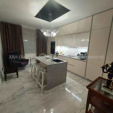 Продам квартиру, Профессорская ул. , 3  ком., 140 м², авторский дизайн 