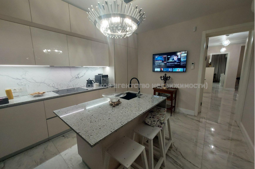 Продам квартиру, Профессорская ул. , 3  ком., 140 м², авторский дизайн 