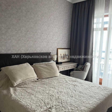 Продам квартиру, Банный пер. , 2 кім., 88.10 м², авторский дизайн 