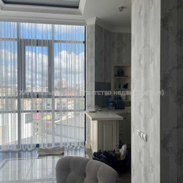 Продам квартиру, Банный пер. , 2 кім., 88.10 м², авторский дизайн 