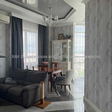 Продам квартиру, Банный пер. , 2 кім., 88.10 м², авторский дизайн 