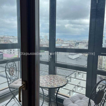 Продам квартиру, Банный пер. , 2 кім., 88.10 м², авторский дизайн 