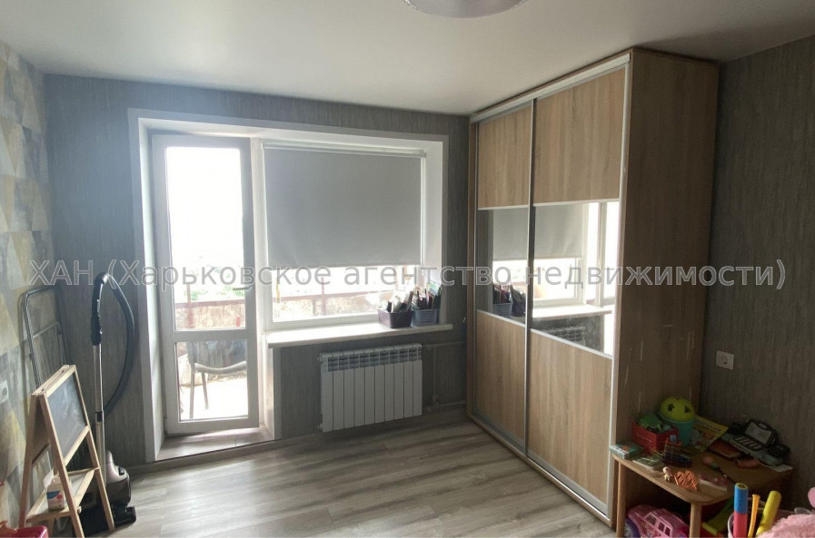 Продам квартиру, Достоевского ул. , 1  ком., 35.70 м², частичный ремонт 