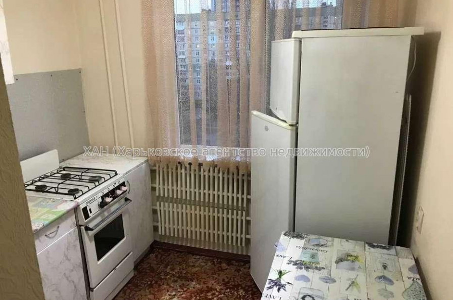 Продам квартиру, Академика Павлова ул. , 1 кім., 35 м², косметический ремонт 