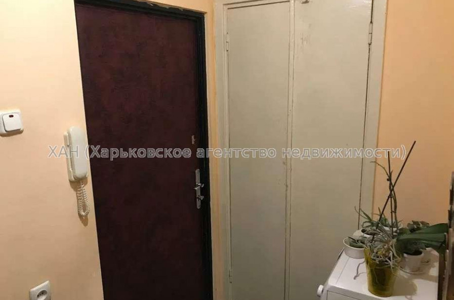 Продам квартиру, Академика Павлова ул. , 1 кім., 35 м², косметический ремонт 