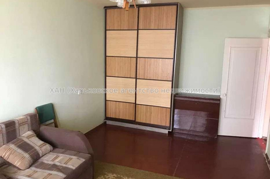 Продам квартиру, Академика Павлова ул. , 1 кім., 35 м², косметический ремонт 