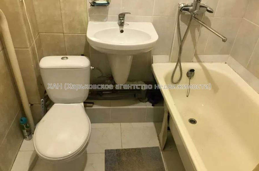 Продам квартиру, Академика Павлова ул. , 1 кім., 35 м², косметический ремонт 