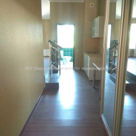 Продам квартиру, Александра Орлова ул. , 1  ком., 34.20 м², капитальный ремонт