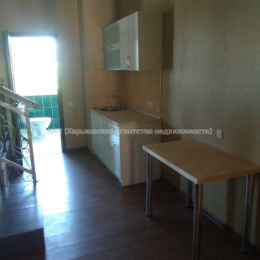 Продам квартиру, Александра Орлова ул. , 1  ком., 34.20 м², капитальный ремонт 