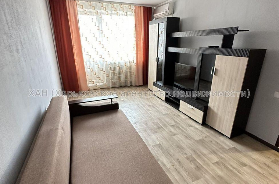 Продам квартиру, Петра Болбочана ул. , 1 кім., 33 м², косметический ремонт 