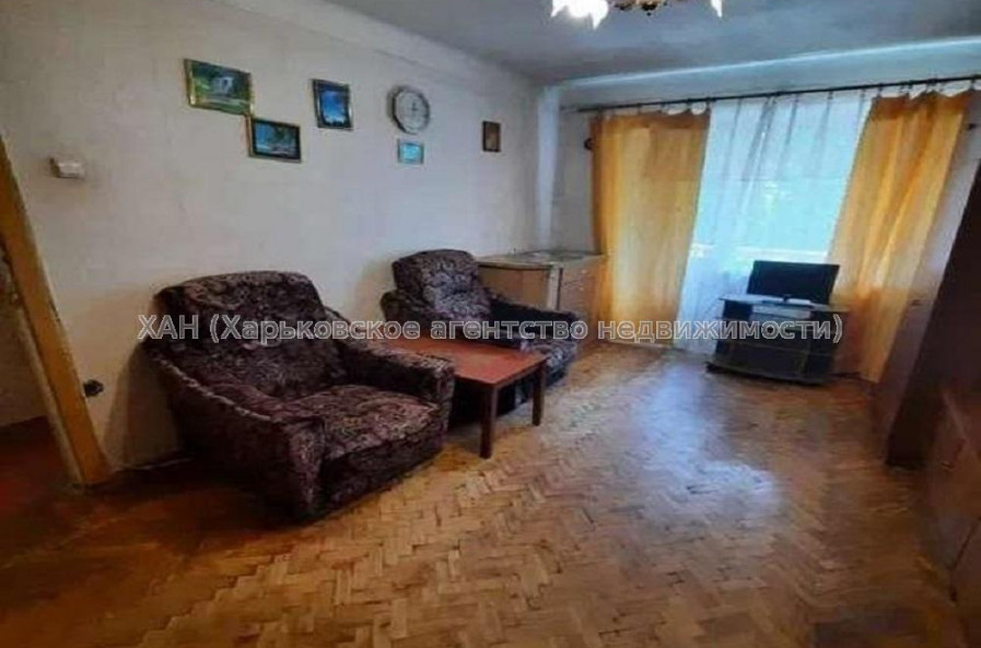 Продам квартиру, Деревянко ул. , 4 , 1  ком., 32 м², косметический ремонт 