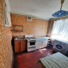 Продам квартиру, Деревянко Алексея ул. , 1 кім., 32 м², косметический ремонт
