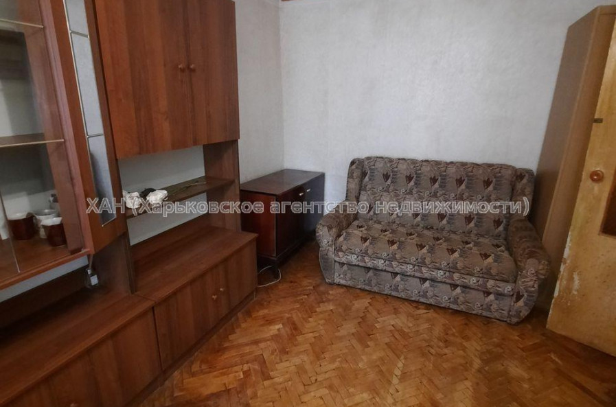 Продам квартиру, Деревянко ул. , 4 , 1  ком., 32 м², косметический ремонт 