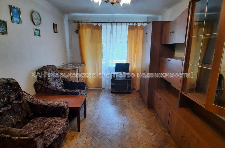 Продам квартиру, Деревянко ул. , 4 , 1  ком., 32 м², косметический ремонт 
