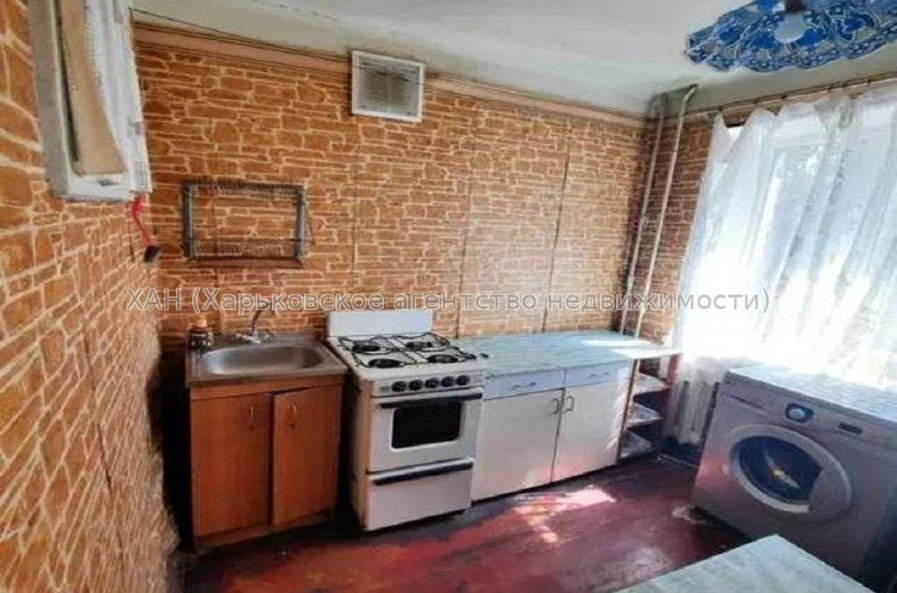 Продам квартиру, Деревянко ул. , 4 , 1  ком., 32 м², косметический ремонт 