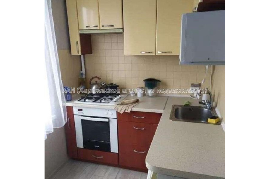 Продам квартиру, Библика ул. , 3  ком., 64 м², капитальный ремонт 