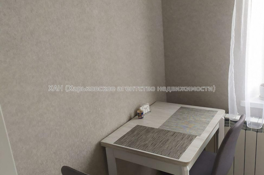 Продам квартиру, Библика ул. , 3  ком., 64 м², капитальный ремонт 
