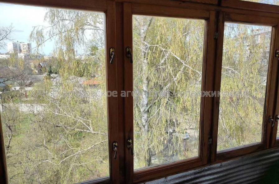 Продам квартиру, Крымская ул. , 2  ком., 47.90 м², советский ремонт 