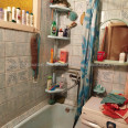Продам квартиру, Крымская ул. , 2  ком., 47.90 м², советский ремонт 