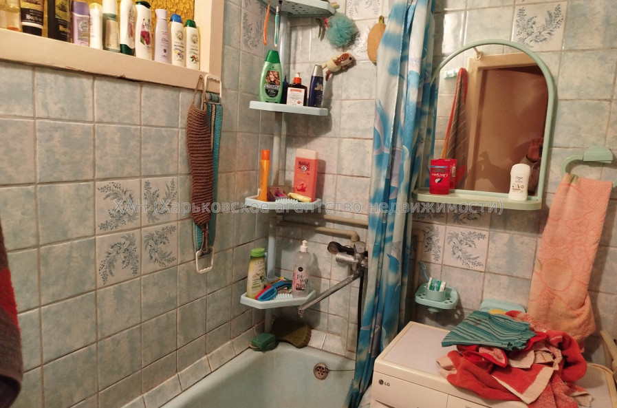 Продам квартиру, Крымская ул. , 2  ком., 47.90 м², советский ремонт 