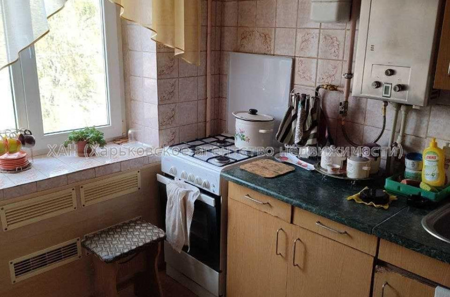 Продам квартиру, Крымская ул. , 2  ком., 47.90 м², советский ремонт 