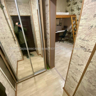 Продам квартиру, Георгия Тарасенко ул. , 1  ком., 16 м², капитальный ремонт 