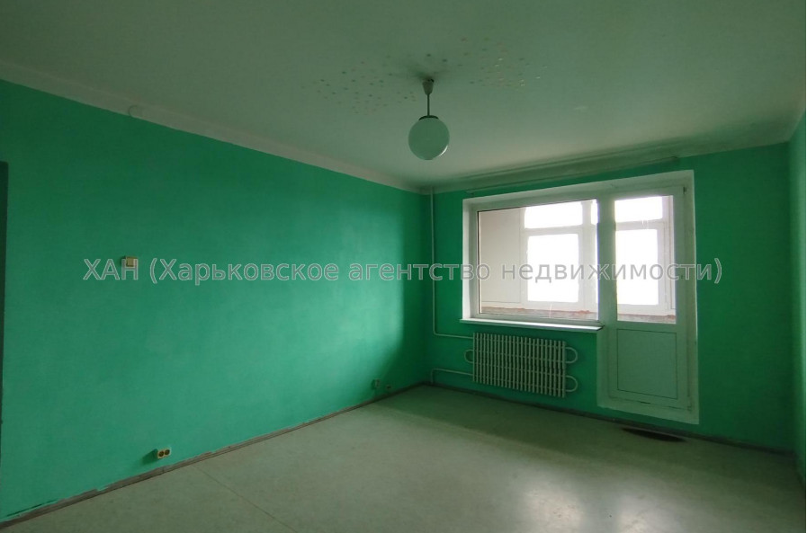 Продам квартиру, Драгомировская ул. , д. 4 , 2 кім., 52 м², советский ремонт 
