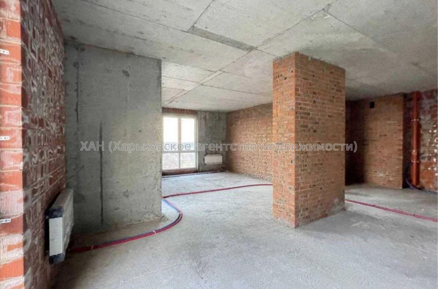 Продам квартиру, Дмитрия Антоненко ул. , 2 кім., 93 м², без ремонта 