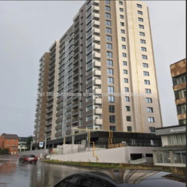 Продам квартиру, Дмитрия Антоненко ул. , 2  ком., 93 м², без ремонта