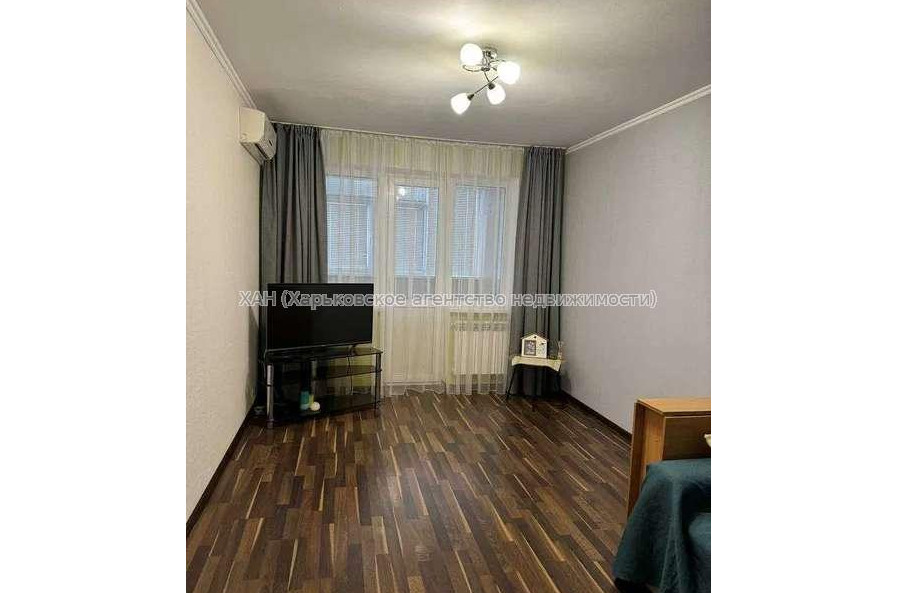 Продам квартиру, Байрона пр-т , 2 кім., 43 м², косметический ремонт 