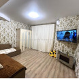 Продам квартиру, Победы просп. , 2 кім., 50 м², евроремонт 