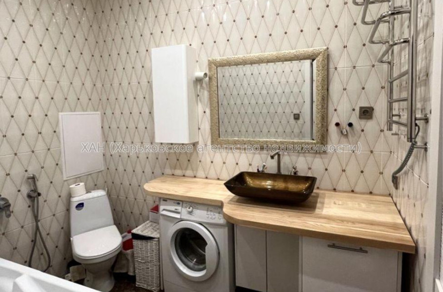 Продам квартиру, Победы просп. , 2 кім., 50 м², евроремонт 