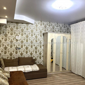 Продам квартиру, Победы просп. , 2 кім., 50 м², евроремонт